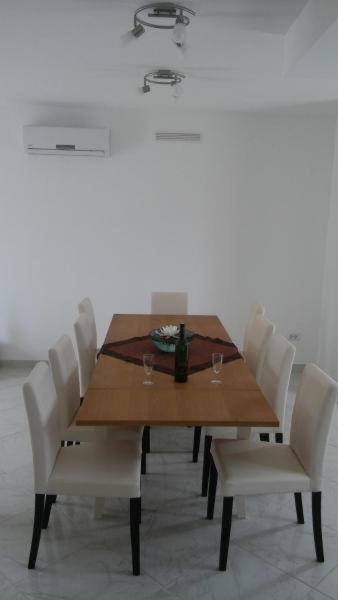 Pool House - Medulin Riviera Apartment Exterior photo