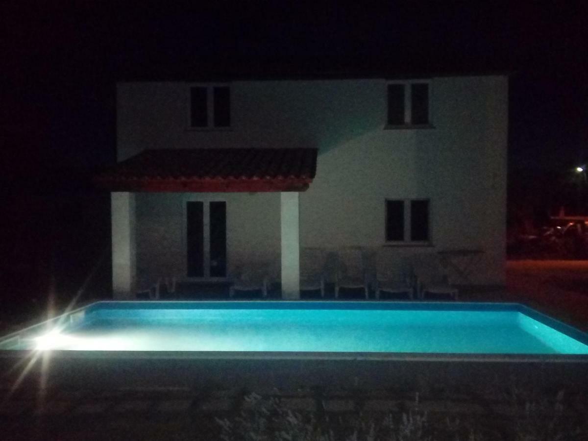Pool House - Medulin Riviera Apartment Exterior photo